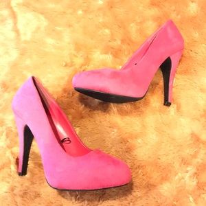 Hot pink pumps SIZE 9